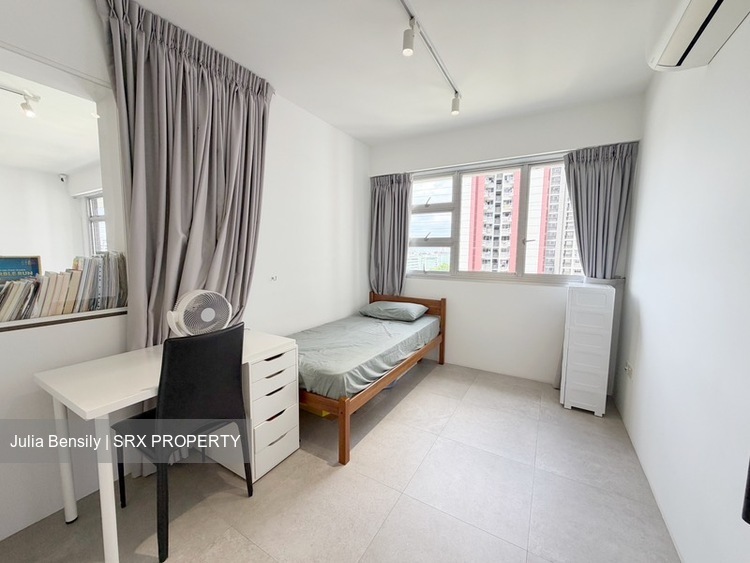 Blk 228B Ang Mo Kio Court (Ang Mo Kio), HDB 5 Rooms #547531071